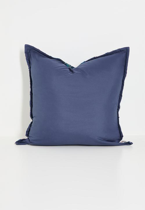 Grey Gardens - Fog cushion cover - multi