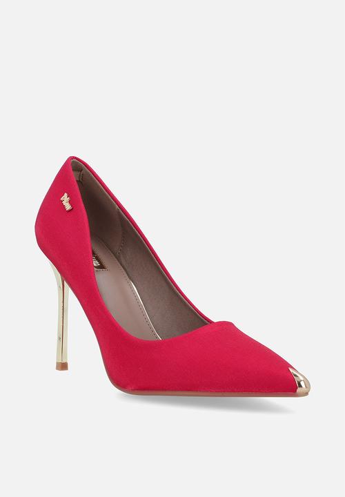 Plum - Liliana court - red
