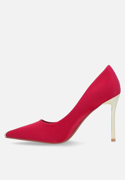 Plum - Liliana court - red