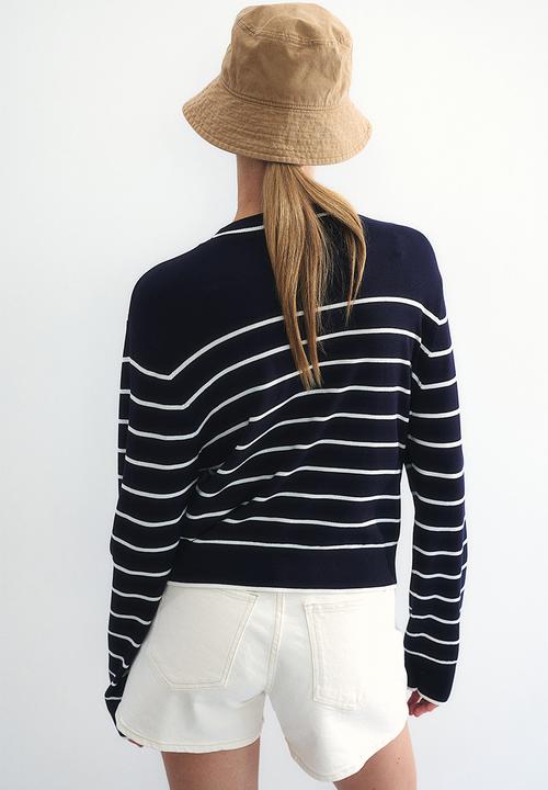 H&M - Short fine-knit jumper - navy blue striped