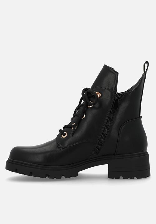 Plum - Kaley lace-up boot - black