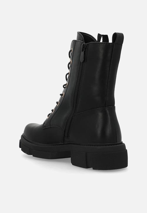 Plum - Zenith lace-up boot - black