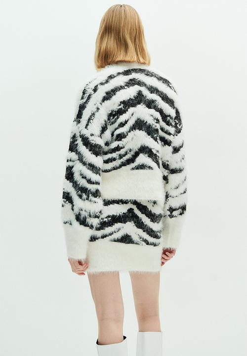 H&M - Fluffy-knit mini skirt - cream zebra print 
