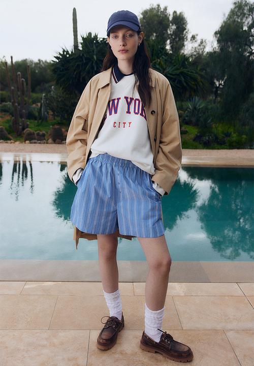 H&M - Text-motif sweatshirt - white new york