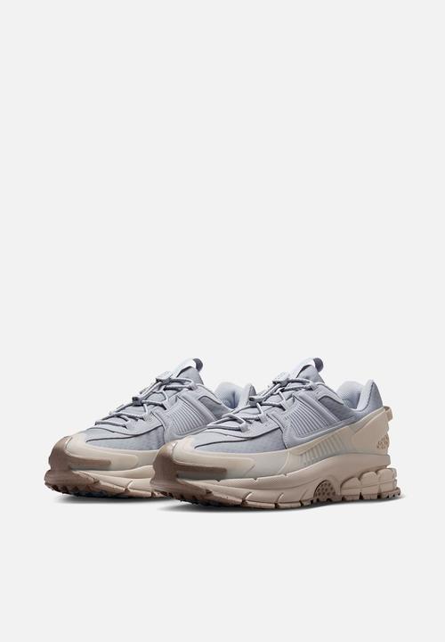 Nike - Nike Zoom Vomero Roam