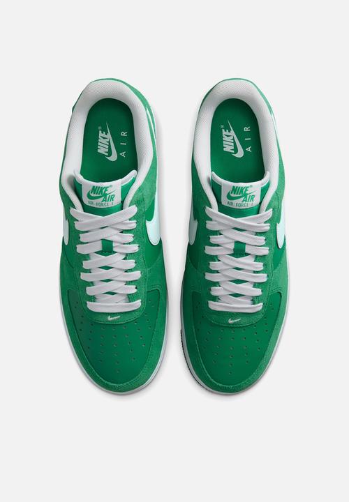 Nike - AIR FORCE 1 '07 LV8