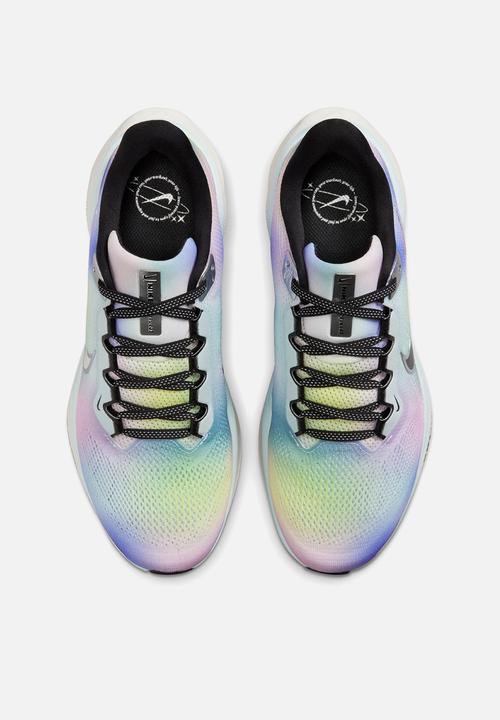 Nike - Nike Pegasus 41 SE