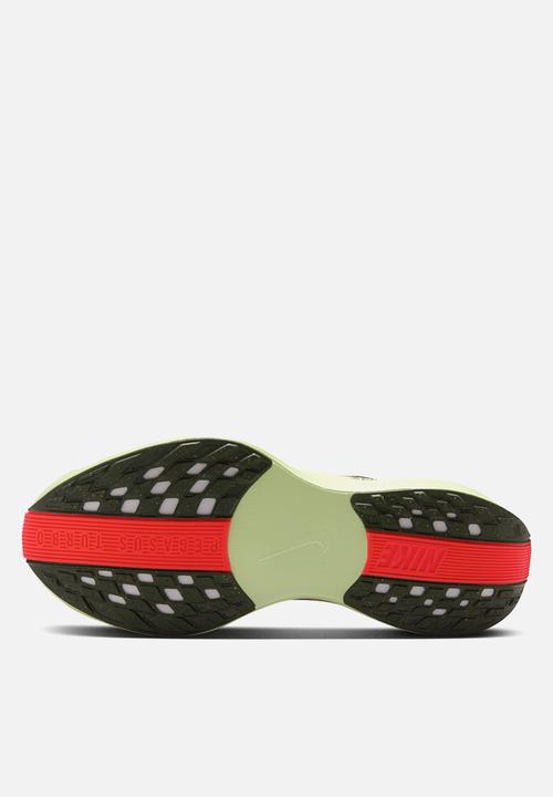 Nike - Nike Pegasus Plus