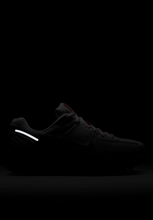 Nike - Nike Zoom Vomero 5