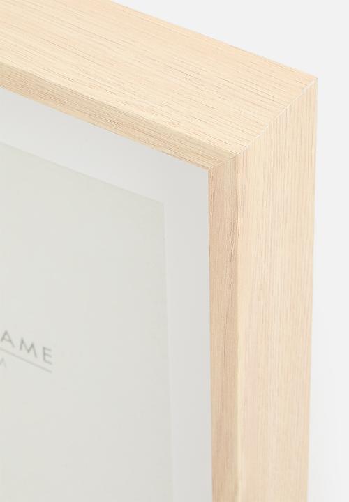 H&S - Photo frame mdf 30x38cm - natural