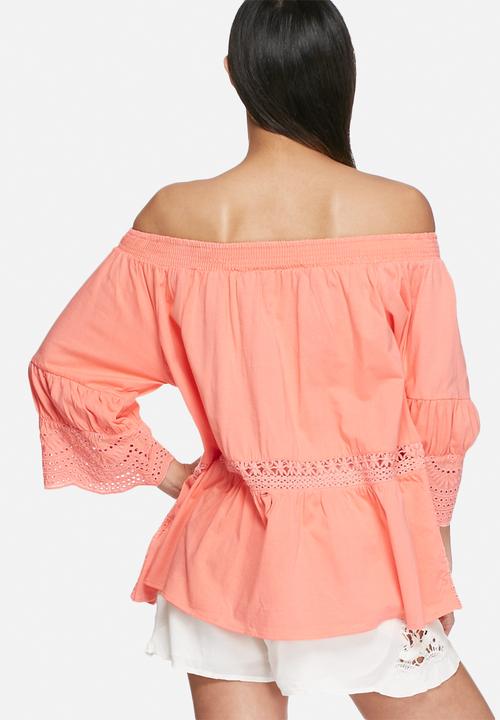 VILA - Tila off shoulder top