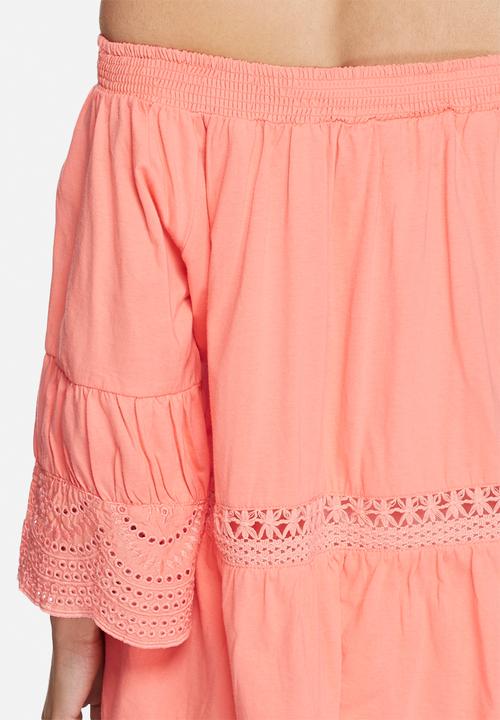 VILA - Tila off shoulder top
