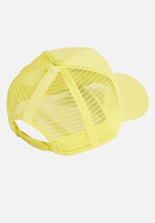 adidas Originals - Curved Trucker Pursul - yellow