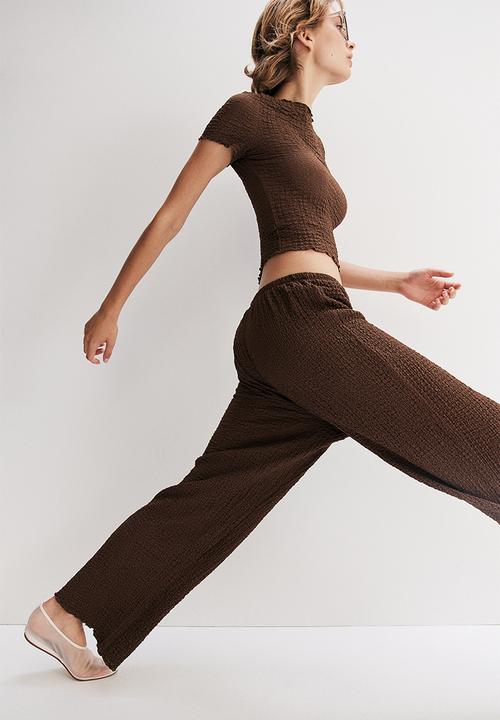 H&M - Wide crinkled trousers - dark brown
