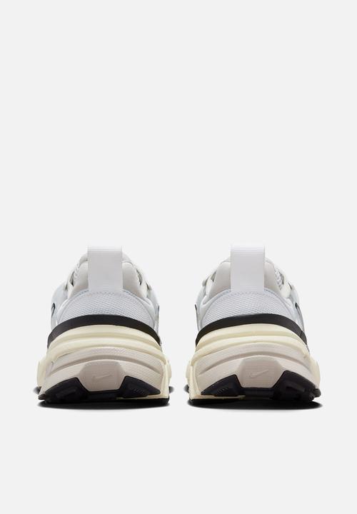 Nike - V2K Run