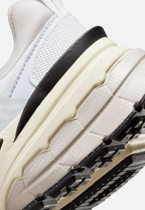 Nike - V2K Run