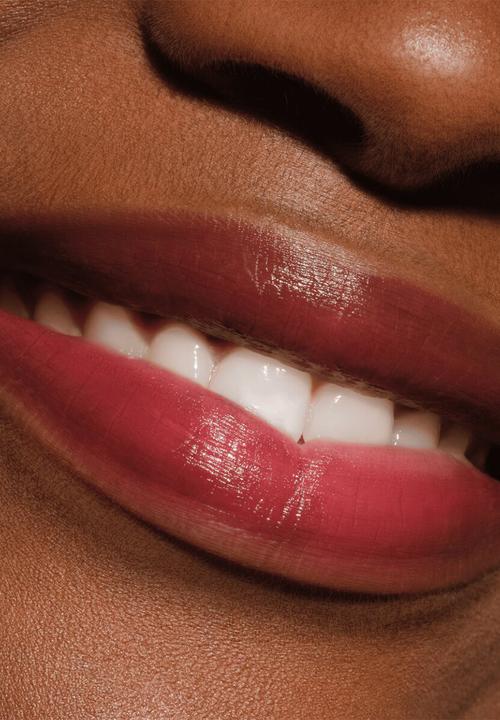 Catrice - Dark Ruby Glow Lip Balm 010 - Fiery Temptation