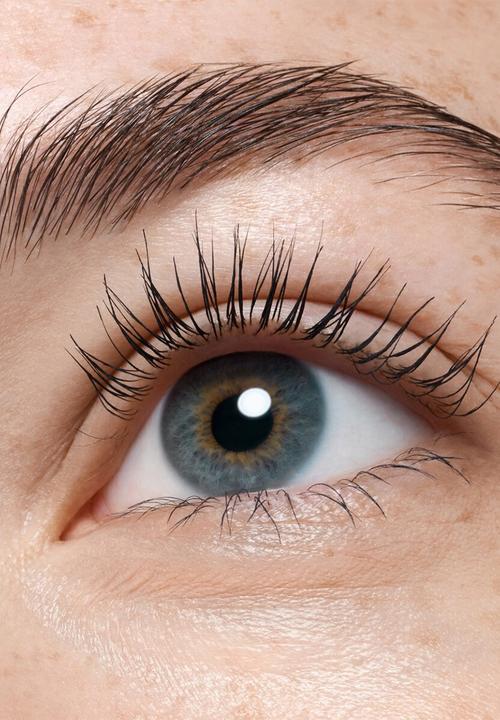Catrice - Glam & Doll Tinted Primer Mascara Base
