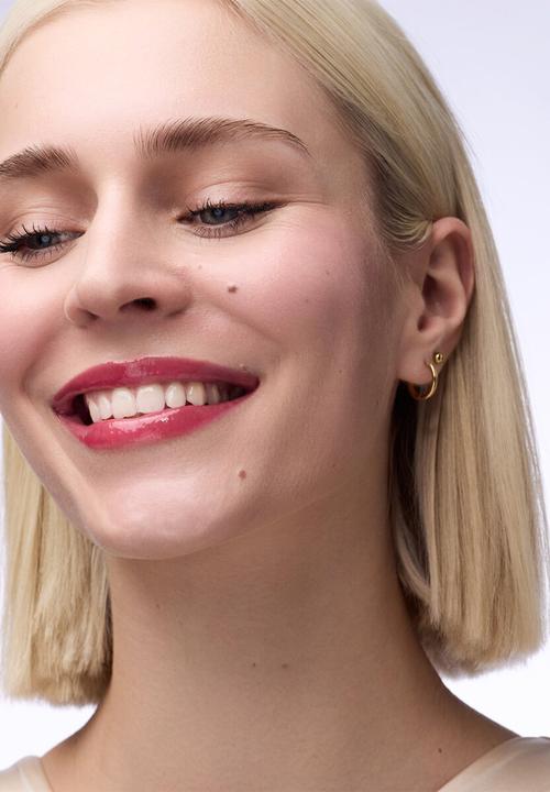 Catrice - Butter Drippin' Glossy Lip Balm 050 - Cherry Delicious