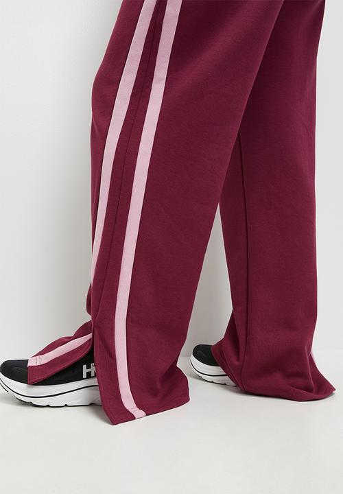 Cotton On - Plus Outdoorsy Move Pant - Sangria/French Pink