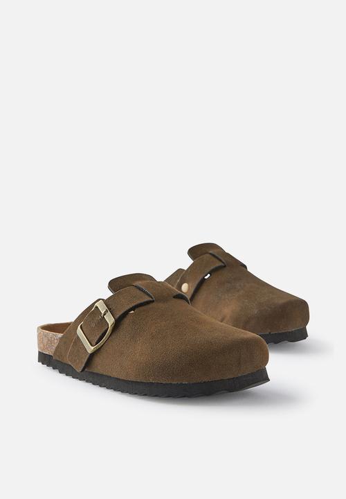 Cotton On - Tommy buckle slide - hot choccy