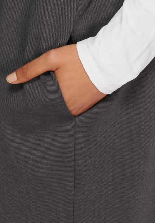 dailyfriday - Sleeveless jacket