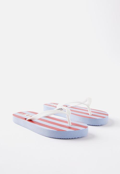 Cotton On - Printed Flip Flop - Dawn Blue/Varisty Red Block Stripe