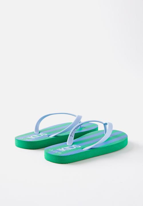 Cotton On - Printed Flip Flop - Harbour Blue/Island Green Block Stripe