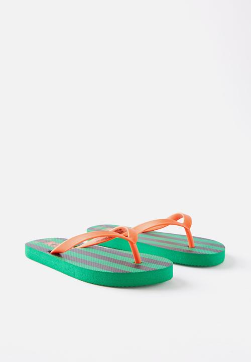 Cotton On - Printed Flip Flop - Island Green/Chilli Pumpkin Block Stripe