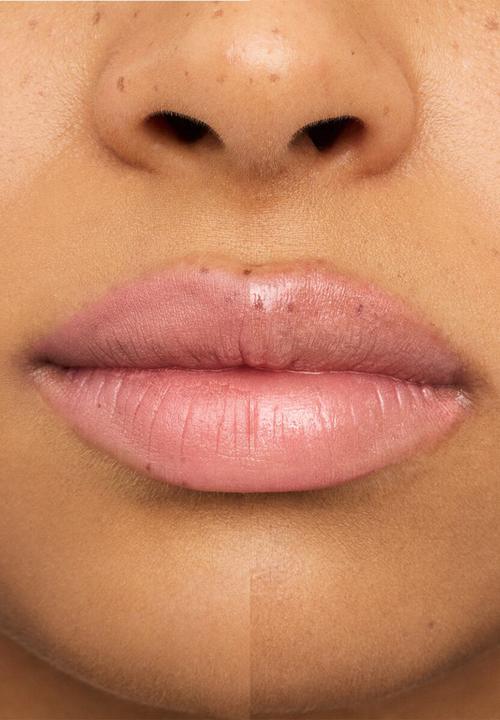 essence - Pearly Potion Multi-Reflective Lipgloss 01 - Golden Peach
