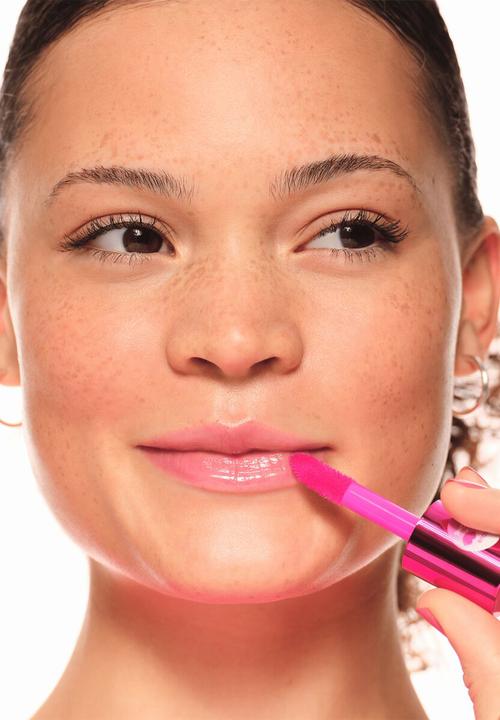 essence - Hydra Kiss Lip Oil 06 - Cranberry Is Back