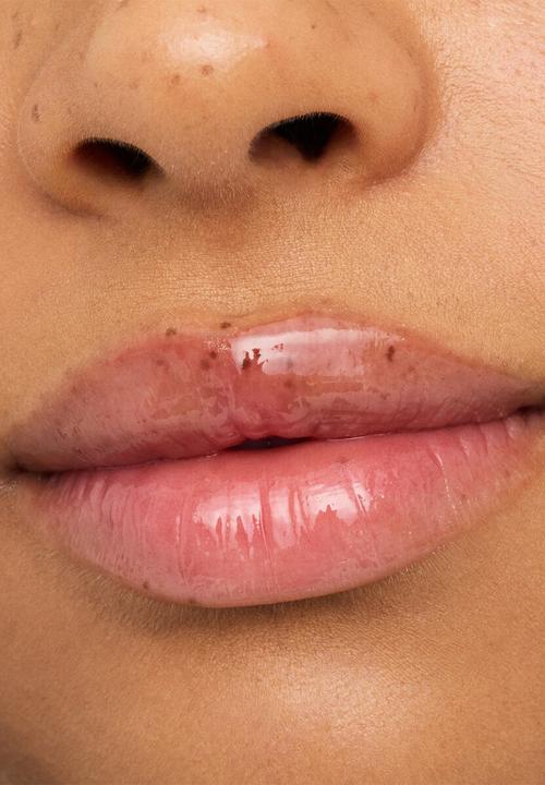essence - Hydra Kiss Lip Oil 08 - Mocha Glow