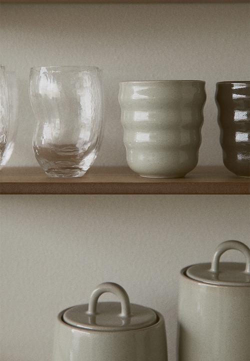 H&M - Fluted stoneware mug - mole