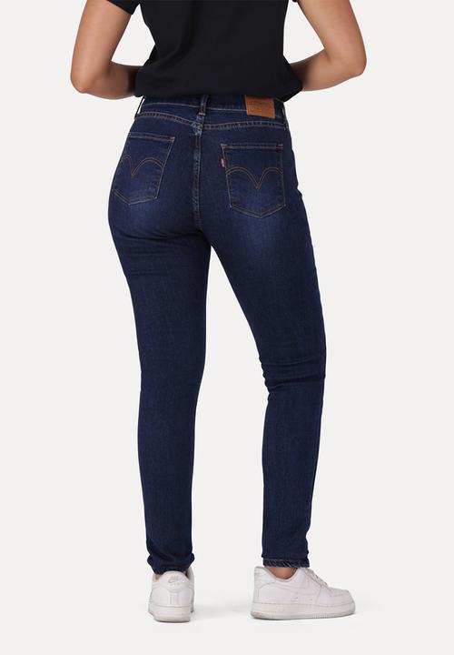 Levi’s® - Curvy Skinny Jeans ZA - Caroline Is Cool 