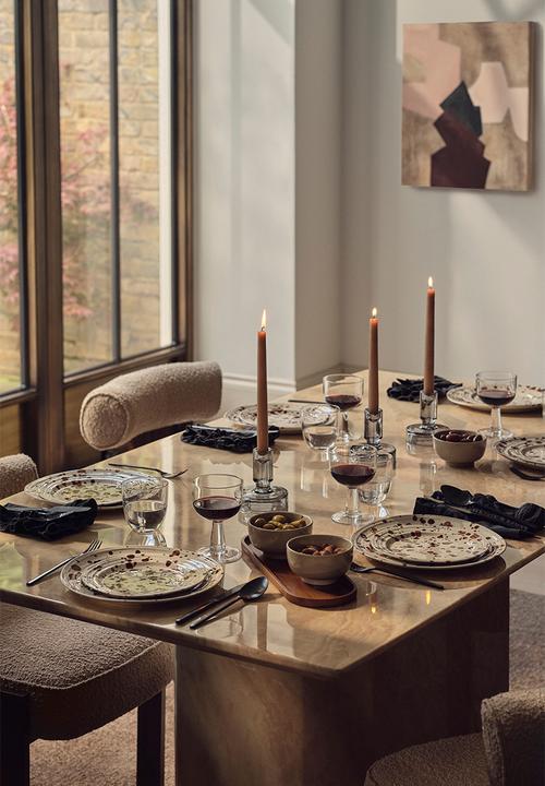 H&M - Stoneware plate - brown spotted