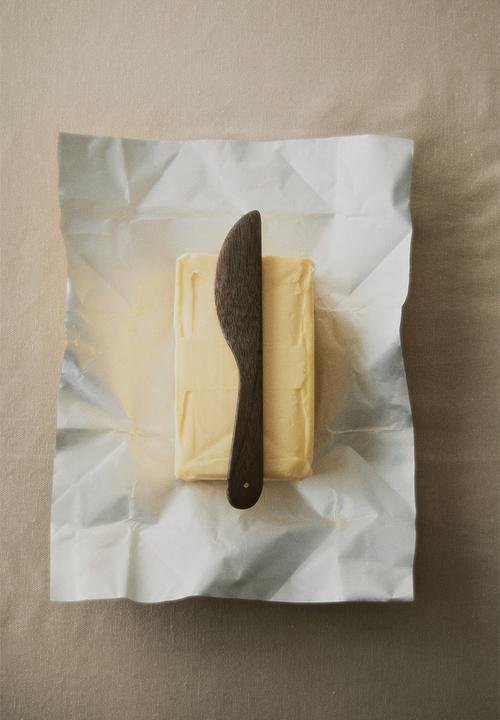 H&M - 2-Pack wooden butter knives - brown