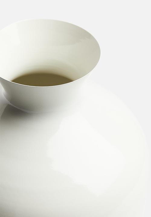 H&M - Tall metal vase - white