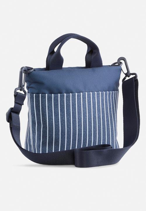 PUMA - Up surf club mini shopper - navy-denim