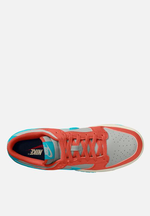 Nike - Nike dunk low retro
