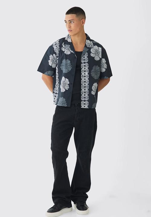 boohooMAN - Oversized Monogram Flower Print Poplin Shirt - blue
