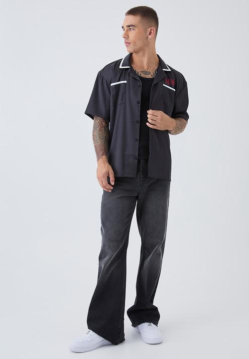 boohooMAN - Oversized Homme Print Satin Shirt - black