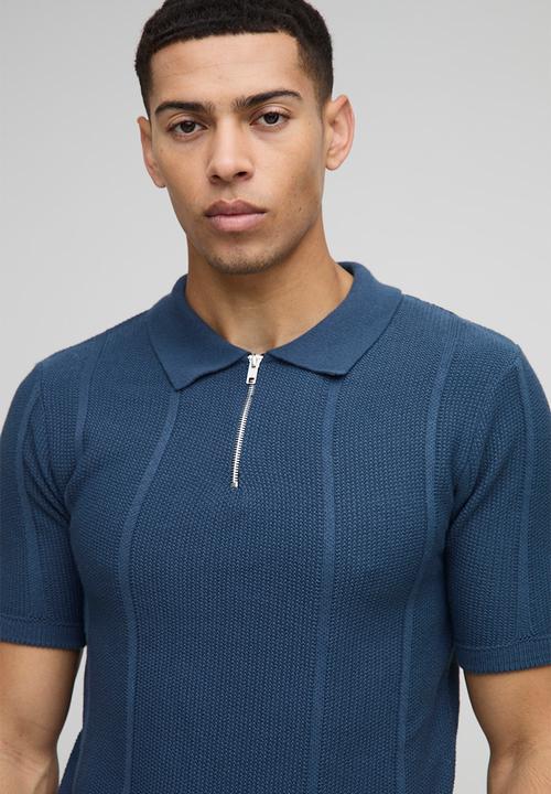 boohooMAN - Muscle Fit Zip Neck Ribbed Panelled Knitted Polo - Slate Blue