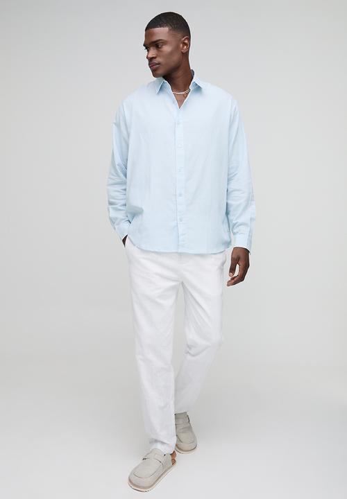 boohooMAN - Super Oversized Long Sleeve Collared Linen Blend Shirt - Light Blue