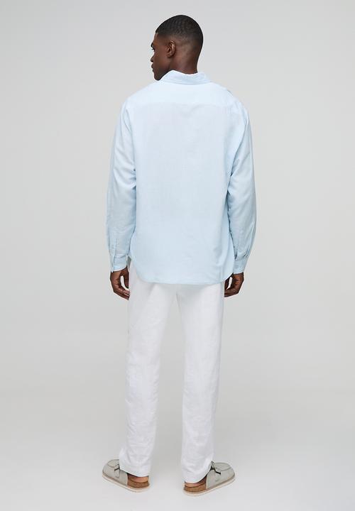 boohooMAN - Super Oversized Long Sleeve Collared Linen Blend Shirt - Light Blue