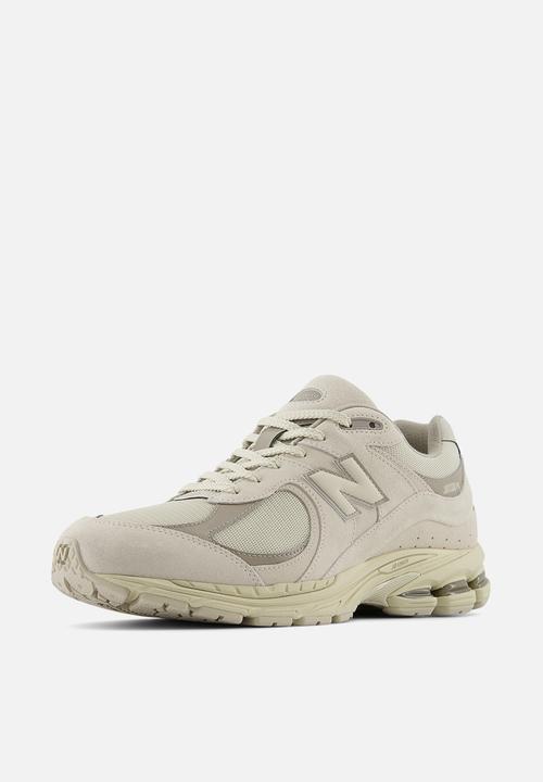 New Balance  - U2002R v1 - timberwolf