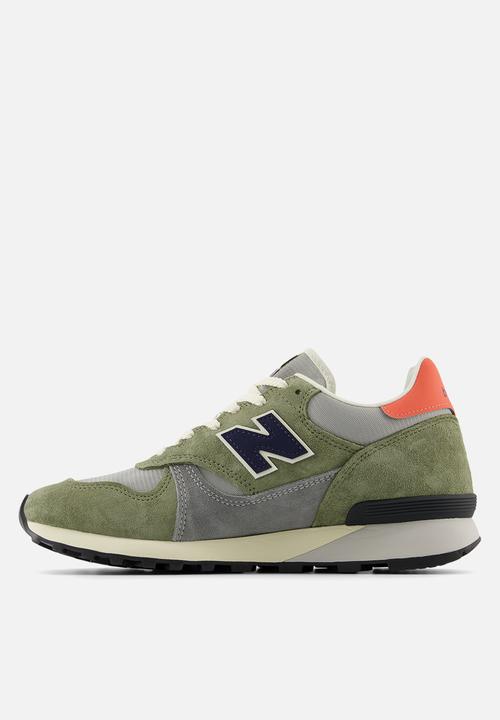 New Balance  - U475