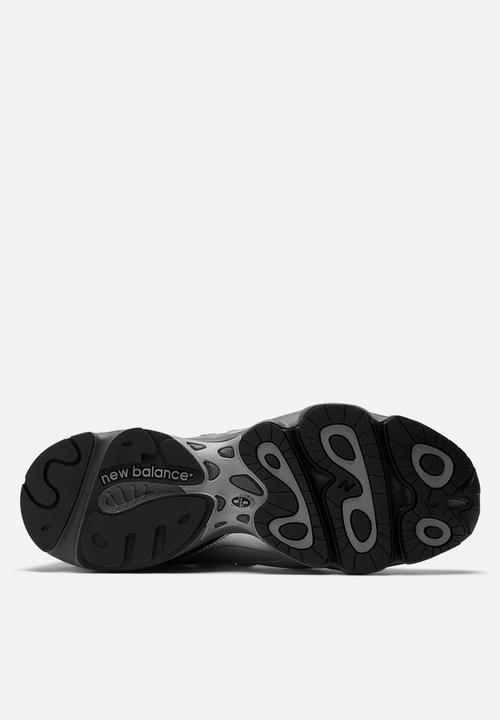 New Balance  - M1000 v1