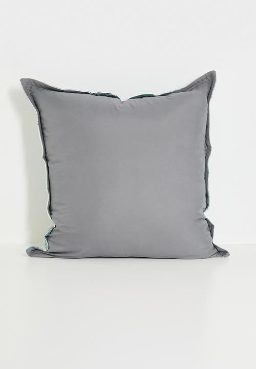 Grey Gardens - Sailing cushion cover - multi