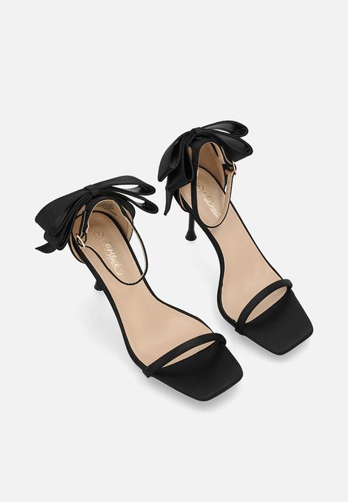 Miss Black - Chanel 1 heel - black