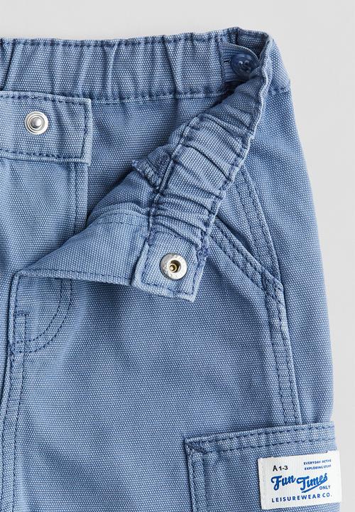 H&M - Patch pocket jeans - blue